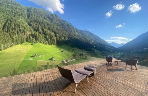 Kappl Apartment | Schooren des Alpes Luxury Penthouses & Apartments with SPA & Pools close Ischgl