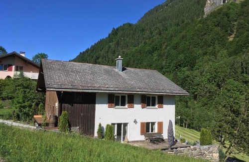 Mels House | Schwendi Maison is an apartment in the heart of Heidilandbergen