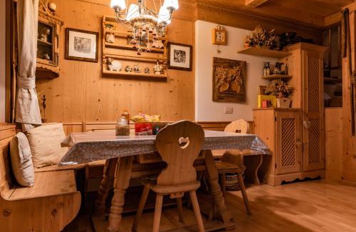 Kastelruth Apartment | SciliarGuestHouse-due piani parcheggio privato