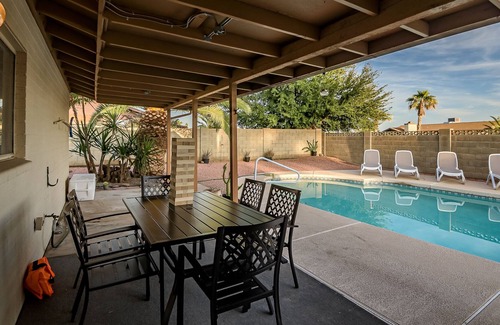 South Scottsdale House | Scottsdale Trails In The Heart Of Scottsdale, 3 Bedrooms Plus Den, Pool, Pets OK-Concierge Service!