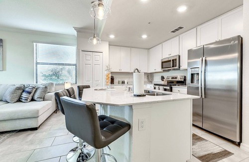 Lakewood Ranch Condo | Screened Balcony w/Pond Views: Bradenton Condo!