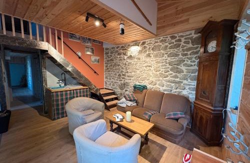 Yzeron Ski Chalet | Se Ressourcer En Forêt