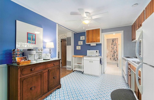 Cheboygan Cabin | Sea Breeze Cottage near Mullett Lake