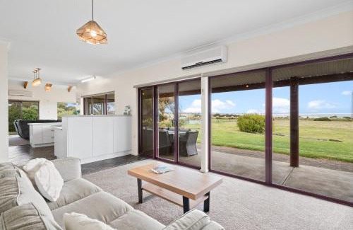Port Elliot Apartment | Sea Breeze - Spacious home with lovely ocean views