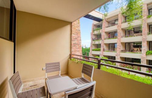 Centro Hotel | Sea Breezes Studio at Syrena 409