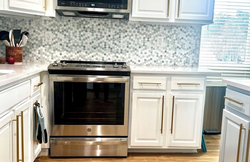 Bethany Beach Condo | Sea Colony, Lakefront, 2 BR + Loft, walk to beach, shops & restaurant