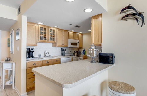 Bethany Beach Condo | Sea Colony Ocean 9th floor condo w/gym, elevator, and shared sauna