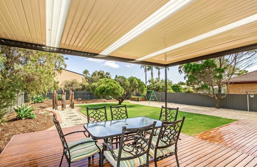 Port Willunga House | Sea Devine ~ Port Willunga - Charming, Comfy and Close to Port Willunga Beach | Pets Negotiable