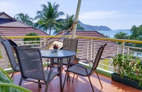 Wichit Apartment | Sea Dreamer Beachfront Apartment
