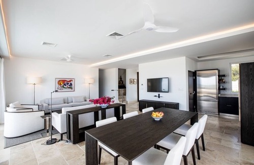 Oyster Pond Villa | ☀️👙Sea Fan - Exquisite Coral Beach Club Villa - With Views from Each Bedroom