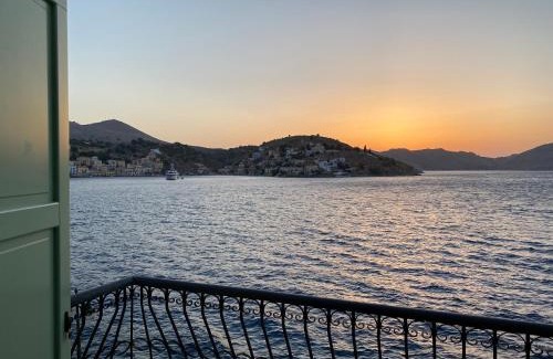 Symi Villa | Sea front Villas Danezis