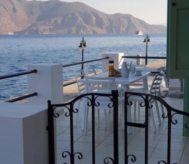 Symi Villa | Sea front Villas Danezis
