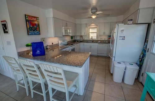 Carolina Dunes House | Sea Glass | 1499 ft from the beach | Private Pool, Hot Tub | Duck