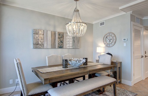 Port Aransas Apartment | Sea Gull #1008 L: Beachfront 1 Bedroom 1 Bathroom With Spectacular Views and 24 Hour Management
