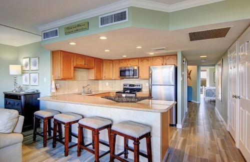 Port Aransas Condo | Sea Gull #102: Beachfront 2 Bedroom 2 Bathroom With Spectacular Views and 24 Hour Management