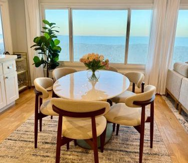 Peninsula House | Sea La Vie Beachhouse on the sand