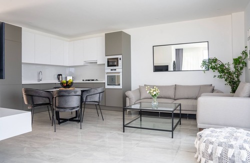 City Centre House | Sea Magic Royal D5
