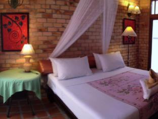Sa Khu Resort | Sea Pines & Liberg