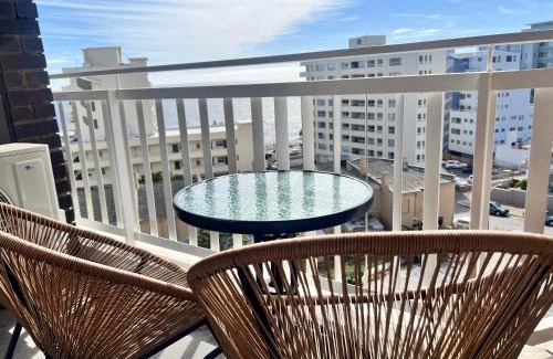 Three Anchor Bay Apartment | Sea Point Solace