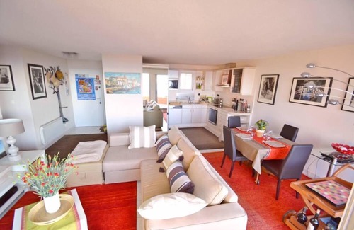 Sete Apartment | SEA, QUIET COMFORT AND VOLUPTE SETE