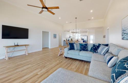 Dauphin Island House | Sea's The Day