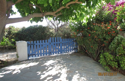 Plaka House | 'Sea shell' a jewel in plaka , Naxos