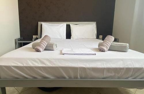 Paralia Ofryniou Apartment | Sea side