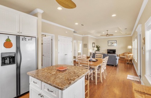 Crystal Beach House | Sea Song - 2 Bedroom, 2 Bath with Amazing view!