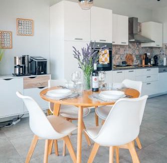 Slatine Apartment | Sea Sun Slatine with 2 bedrooms and pool, near beach