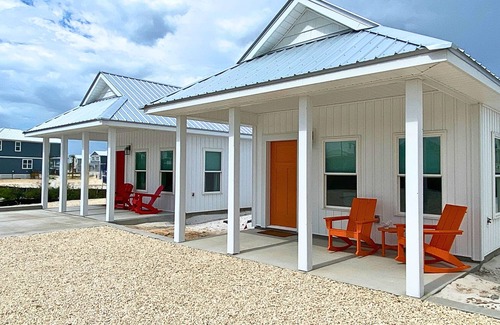 Port St. Joe Cottage | "Sea Turtle Cottage" is a pet friendly, 2 bed, 1 1/2 bath unit accepting 5 guests. Pool Coming 2025!