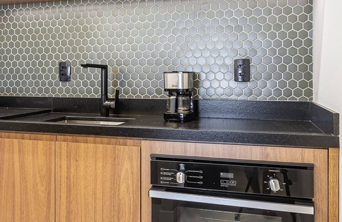 Ingleses Norte Apartment | Sea View | 43” Smart TV | WI-FI 300mb #IA28