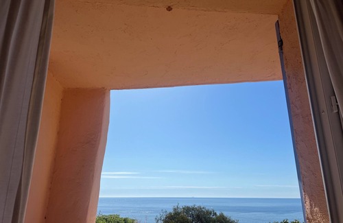 Theoule-Superieur Apartment | Sea view apartment with swimming pool - private beach - sauna-hamman -tennis- restaurant