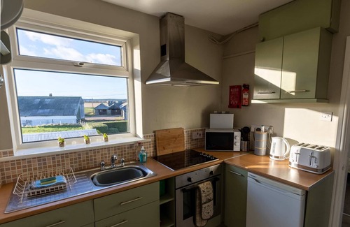Bridlington Apartment | SEA VIEW APARTMENT WITH AMAZING VIEWS/3 BED BEACHFRONT BALCONY APARTMENT NEAR