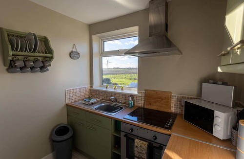 Bridlington Apartment | SEA VIEW APARTMENT WITH AMAZING VIEWS/3 BED BEACHFRONT BALCONY APARTMENT NEAR