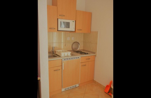 Baska Voda Apartment | Sea view Apartment for 2-3 people - family