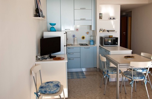 Sanremo Apartment | Sea view apartment with breathtaking communal pool terrace and garden