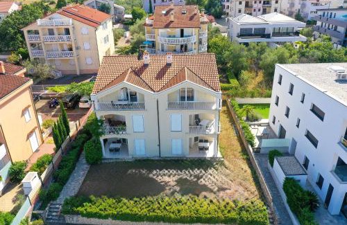 Vantacici Apartment | Sea view by Moro
