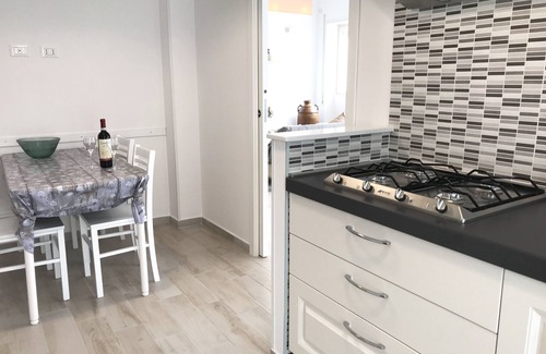 Terracina Apartment | SEA VIEW, Center, large veranda, 3 rooms, 2 bath, 250mt from beach
