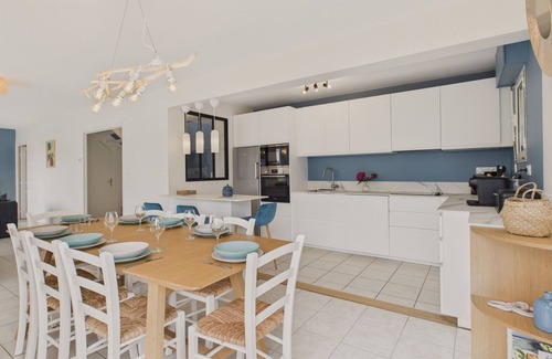 Saint-Gildas-de-Rhuys Ski Chalet | Sea view - 200m from the beach - House for 8