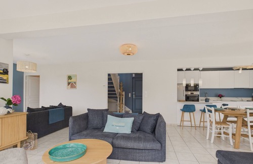 Saint-Gildas-de-Rhuys Ski Chalet | Sea view - 200m from the beach - House for 8