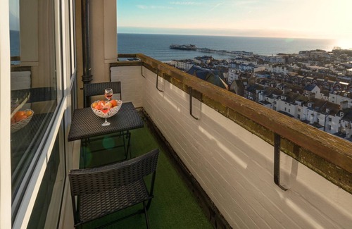 Kemptown Apartment | Sea View Kemptown Holiday Let