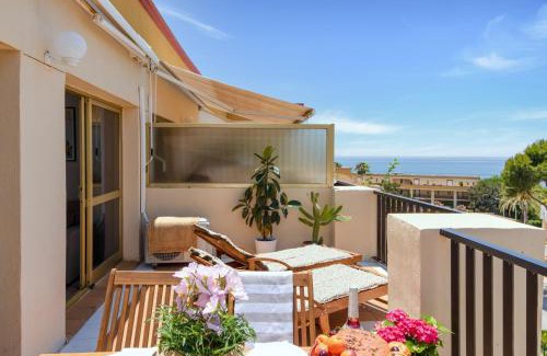 Nikki Beach Apartment | SEA VIEW STUDIO I penthouse, beach front urbanization Romana Playa Elviria