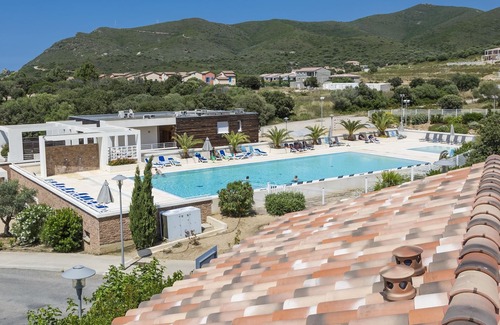 Belgodere House | Sea-View summer-decorated holiday home in Northern Corsica