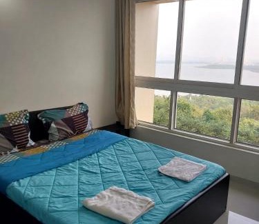 Chicalim Apartment | Sea View with Balcony