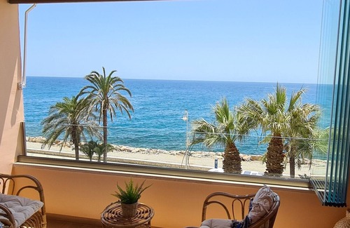 Almunecar Apartment | Sea Views First line