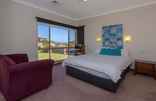 South Bunbury House | Sea Views on Ramillies - Families Welcome WIFI