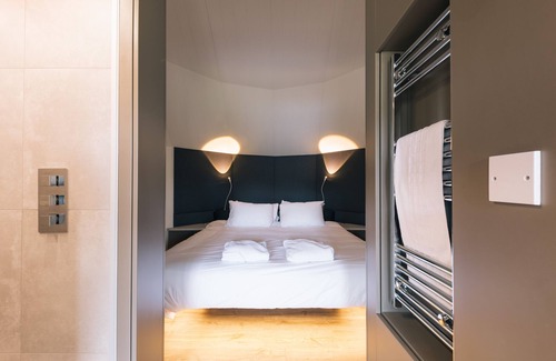 West Laroch Cabin | SeaBeds Luxury Lookouts with Hot Tubs