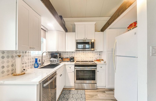 Cedar Lane House | Seabreeze Retreat: Waterfront Home Near Sargent