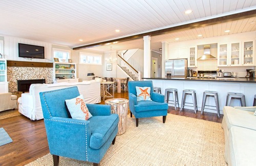 Seabrook House | Seabrook's Oceanaire offers luxury oceanview home for large groups!