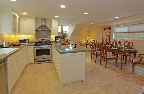 Ventura Villa | Seacliff Beach House by Paradise Retreats